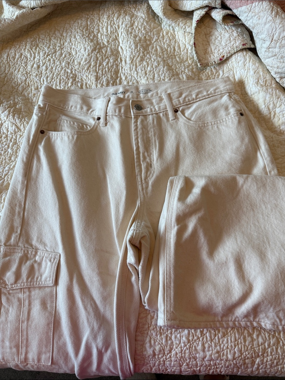 Old Navy Off-White Cargo Jeans
